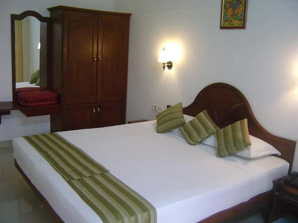 ***  Chakra Ayurvedic Resort Kovalam India