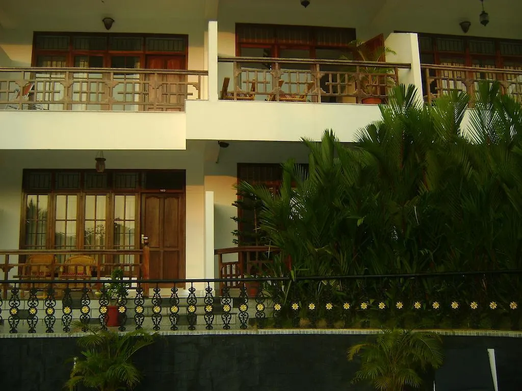 Chakra Ayurvedic Resort 코발람비치